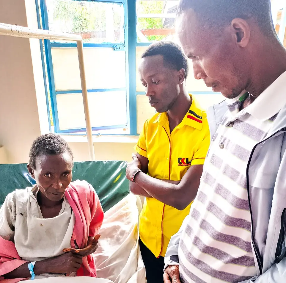 MAKENA BRANDON DOIES VISIST HOSPITALS AND DOES COMFORT PATIENTS . HERE SHE MET ONE ELIZABETH MOTINI WHO WAS RESCUED AFTER GETTING INTO A RIVAL WITH AN ELEPHANT WHILE ON HER DAY TO DAY ACTIVITIES